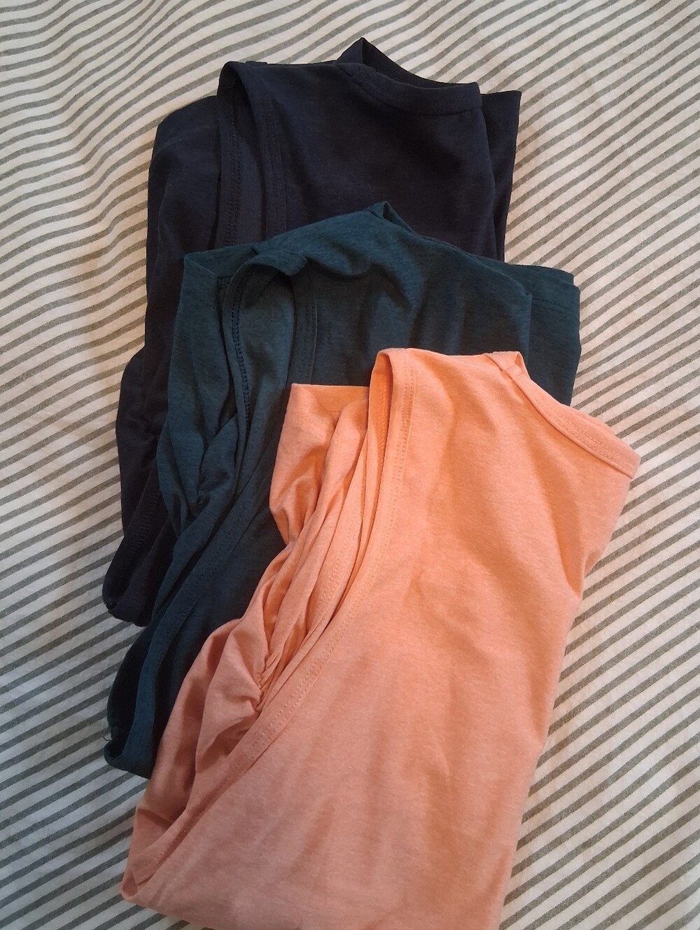 Old Navy Set Of 3 Active Tank Tops